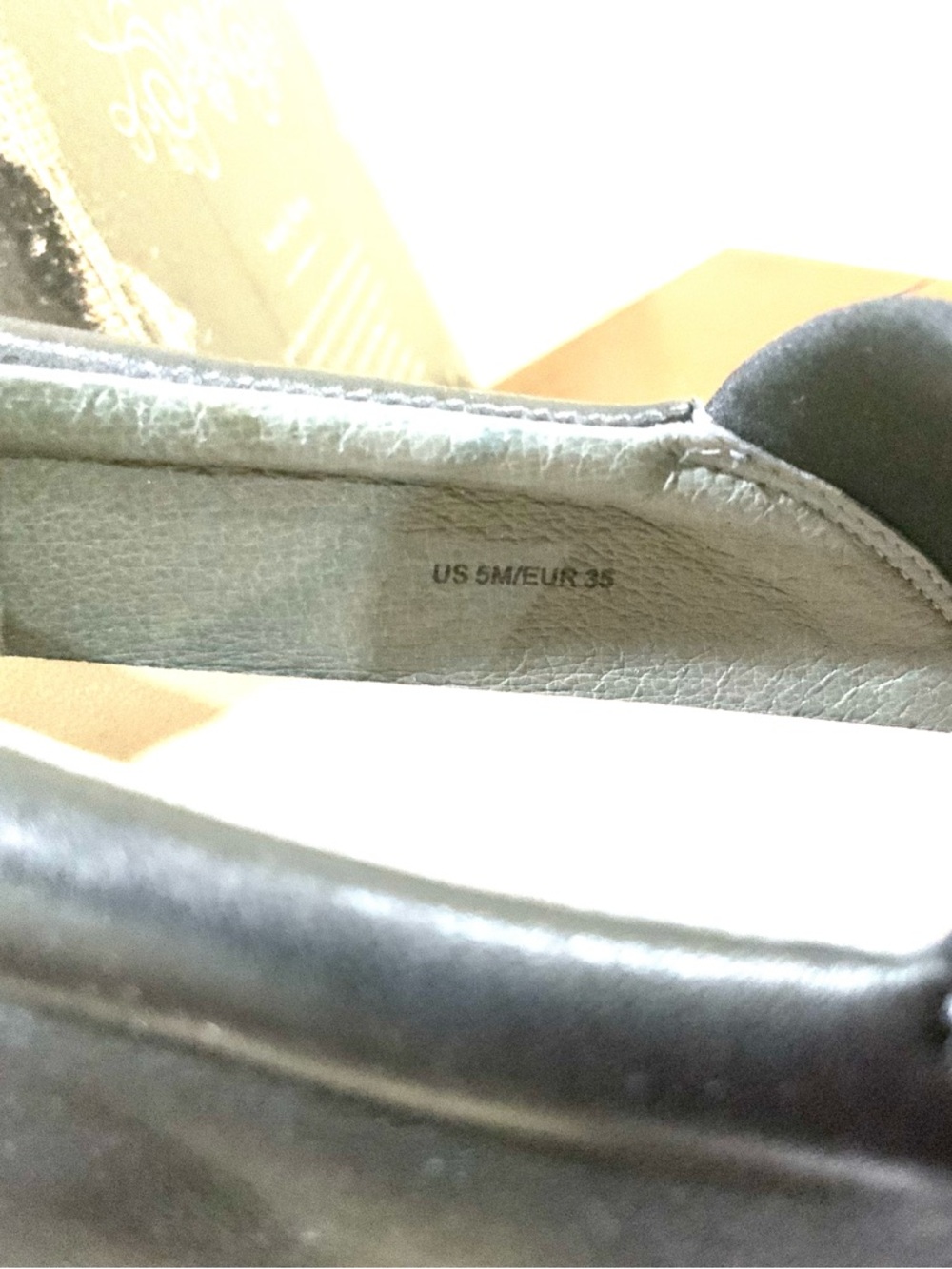 ViaSpiga Slip-ons - Picture 6 of 6